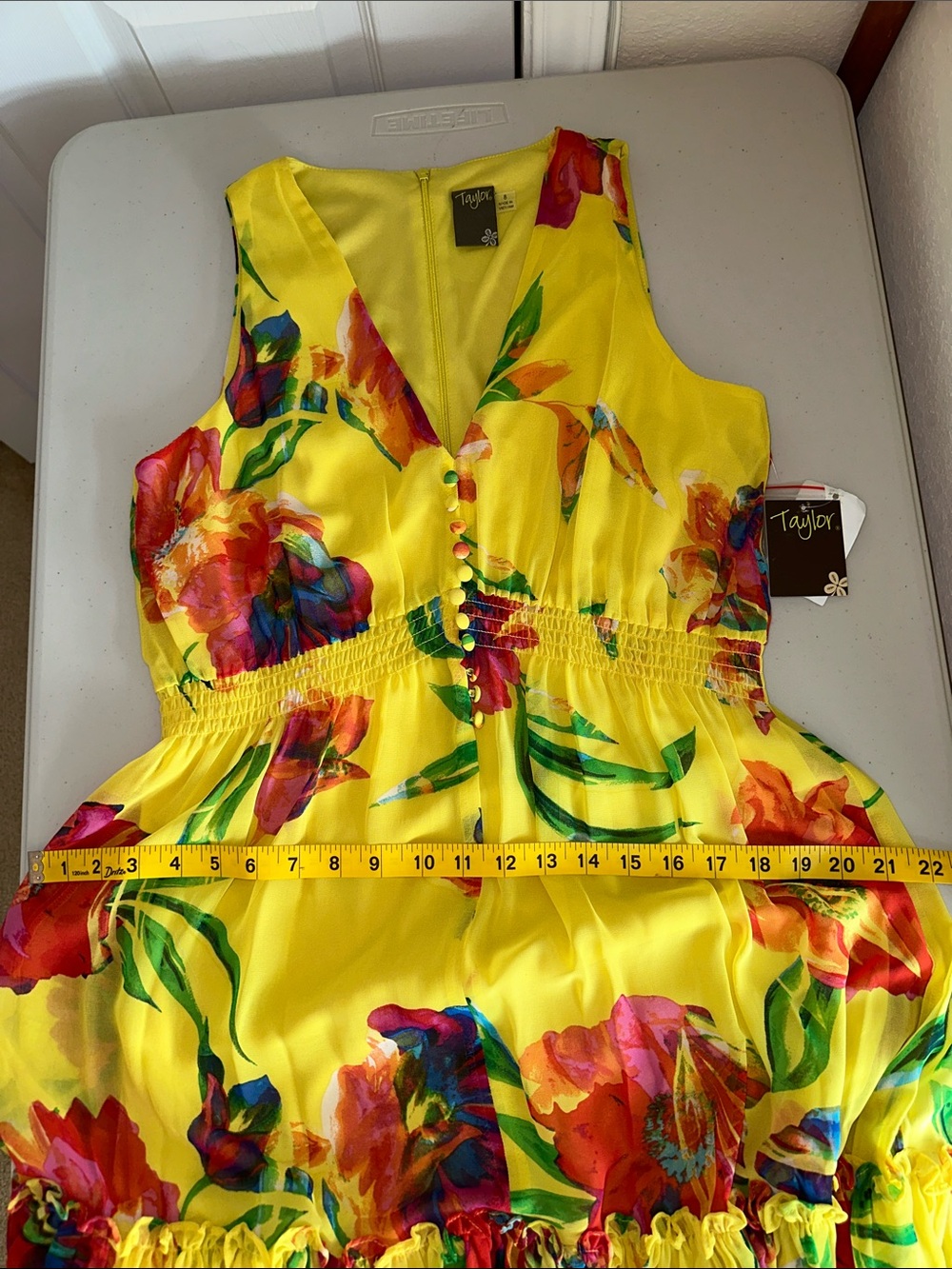 NWT Taylor Yellow Floral V-Neck Midi Dress Size 8 - Picture 7 of 14